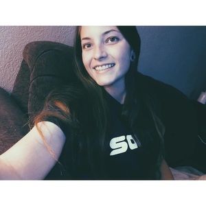 Meet your Posher, Hailey